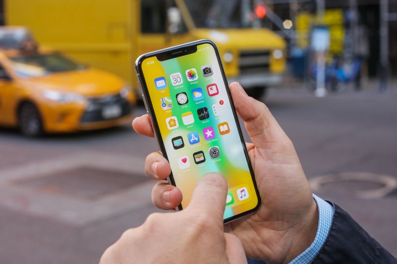 Đánh giá chi tiết iPhone X: Có những điểm gì nổi bật và nên mua ở năm 2021 không?